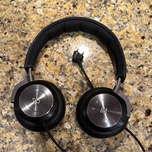 Bang & Olufsen American Airlines Flight Headphones 3 Prong Jack
